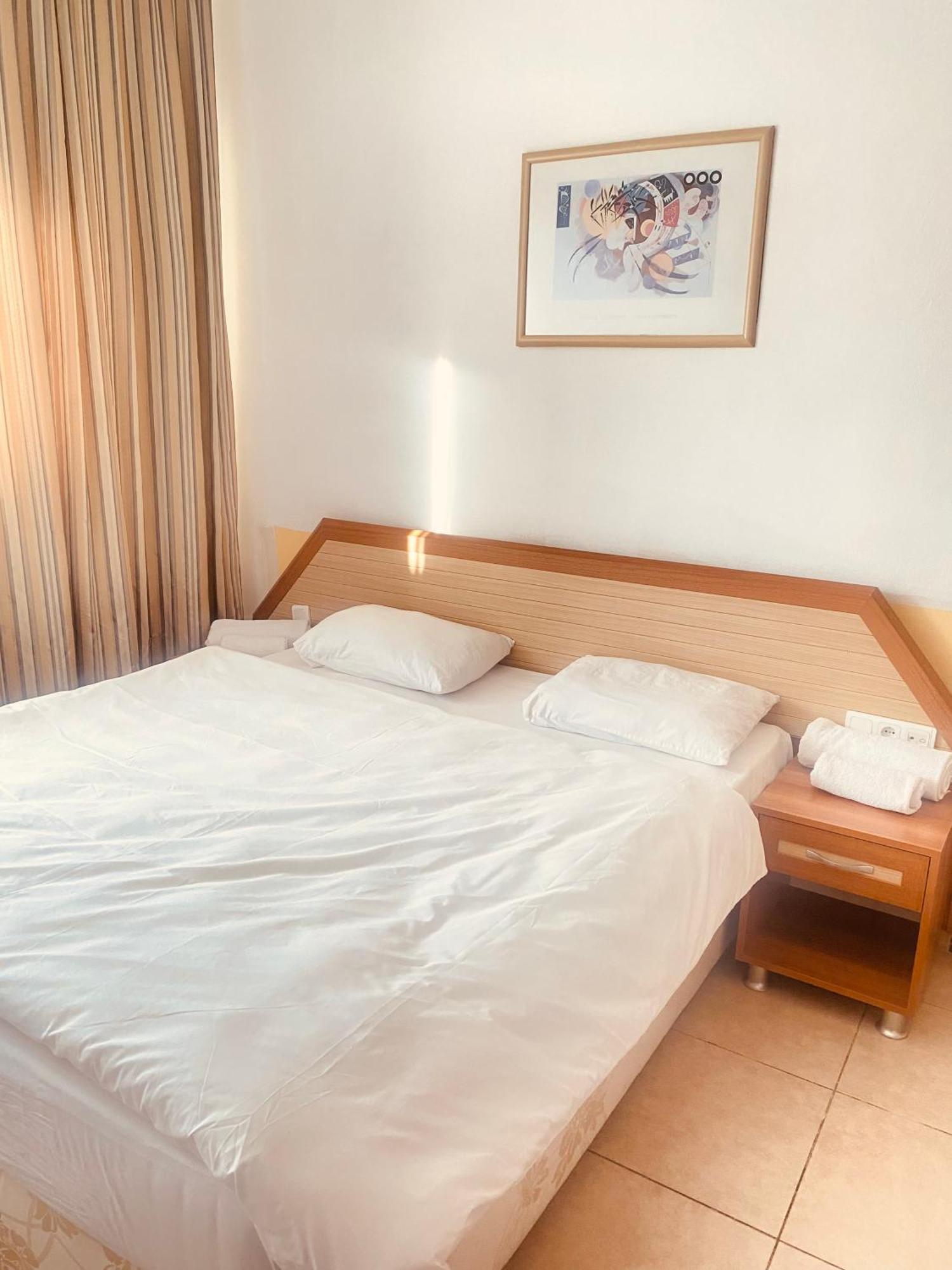Agora Boutique Apart Hotel 阿拉尼亚 外观 照片